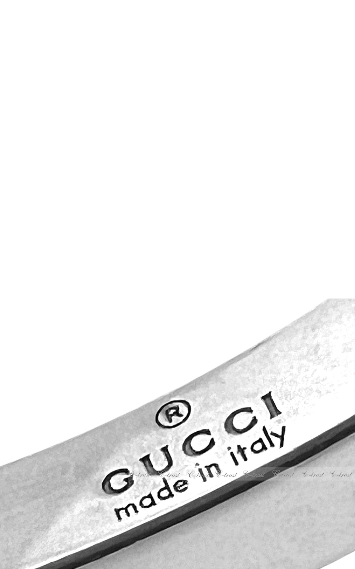 Gucci Chiodo 925 sterling silver cuff bracelet with Gucci logo engraving