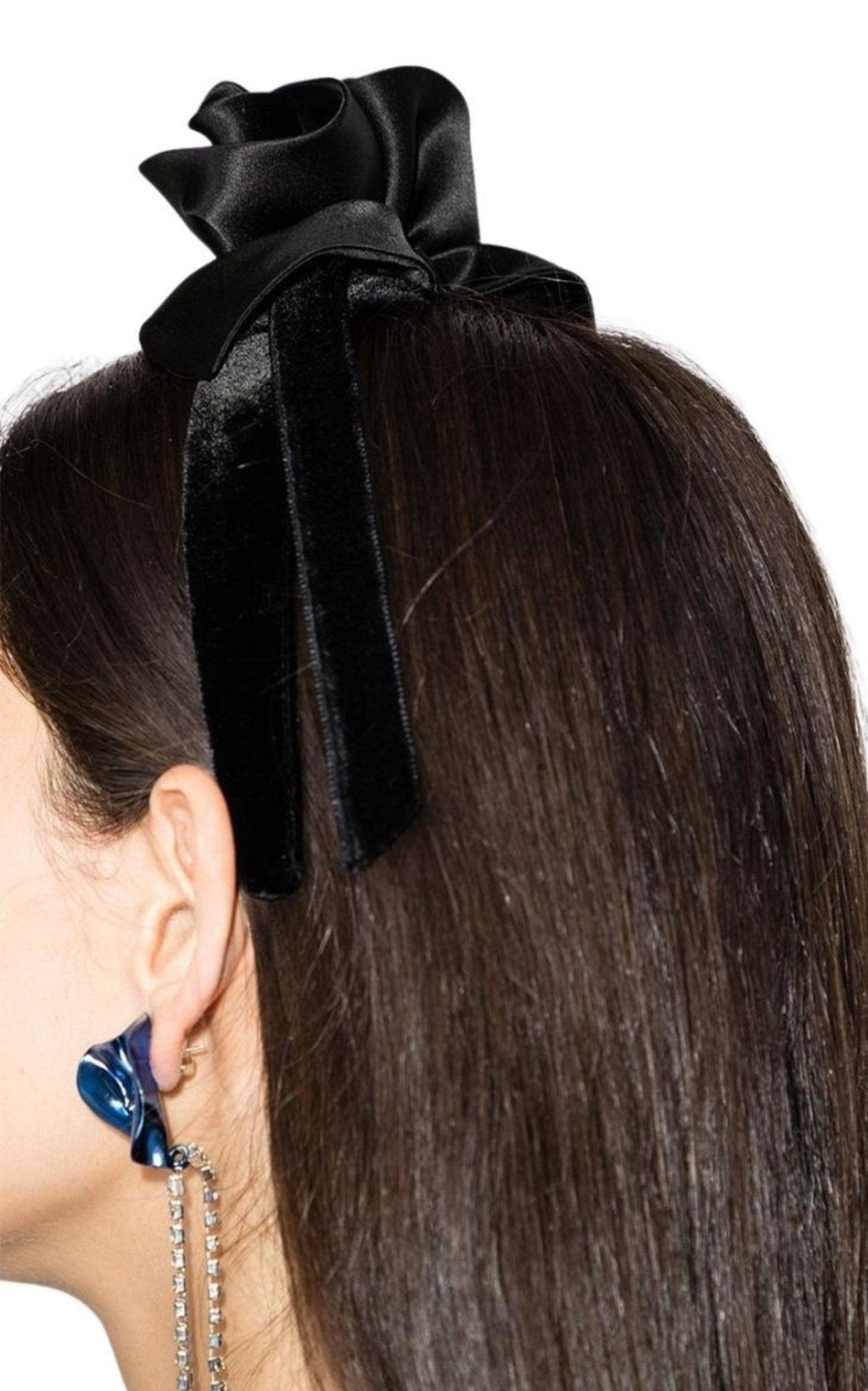 Alessandra Rich Stirnband mit Rosenapplikation – Laufsteg-Katalog