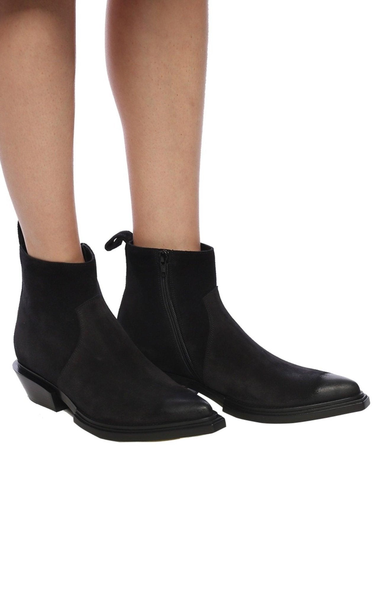 Balenciaga Schwarze Wildleder-Stiefeletten – Runway-Katalog