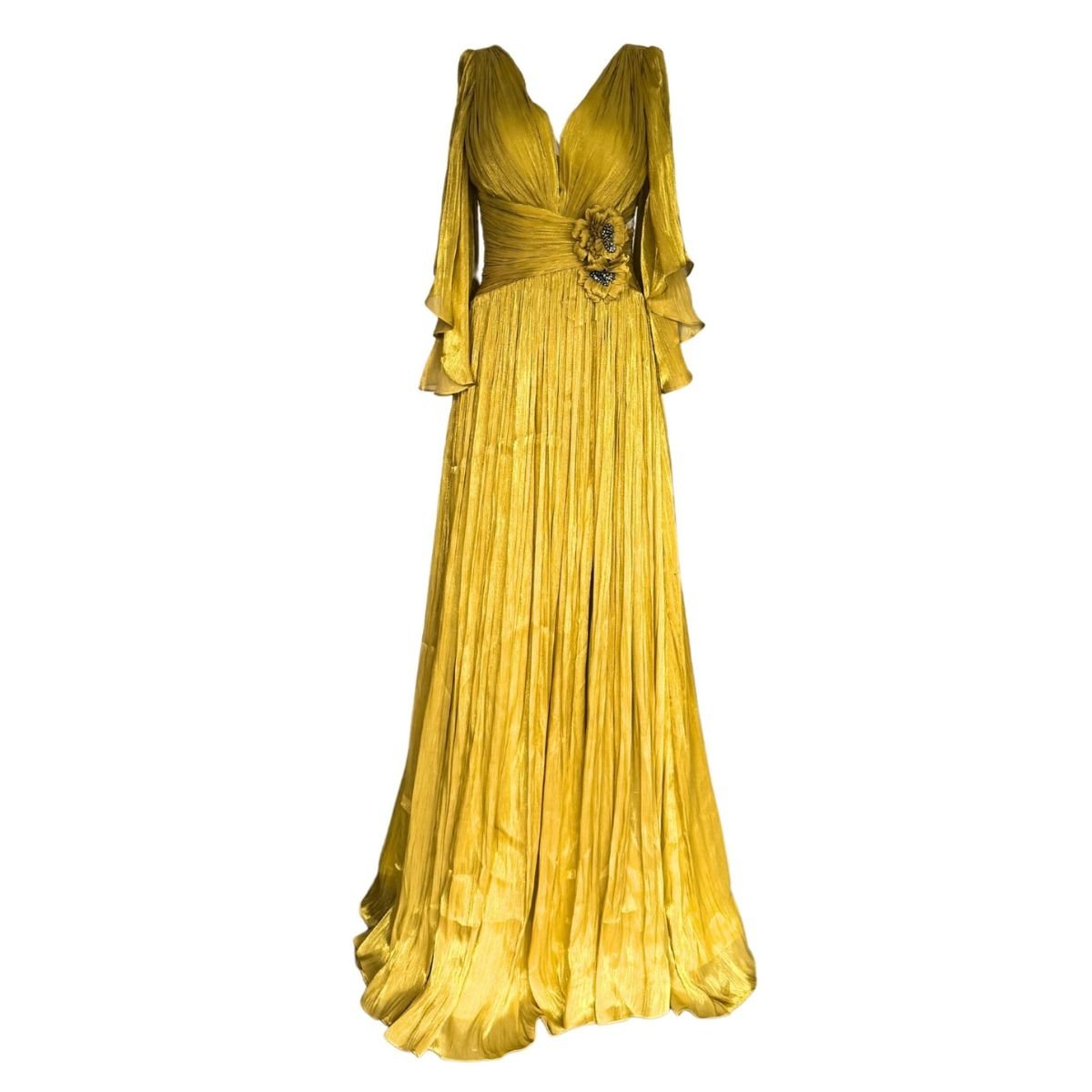 Cult Moda Elegantes Chiffon-Abendkleid mit Blumenbrosche – Laufsteg-Katalog