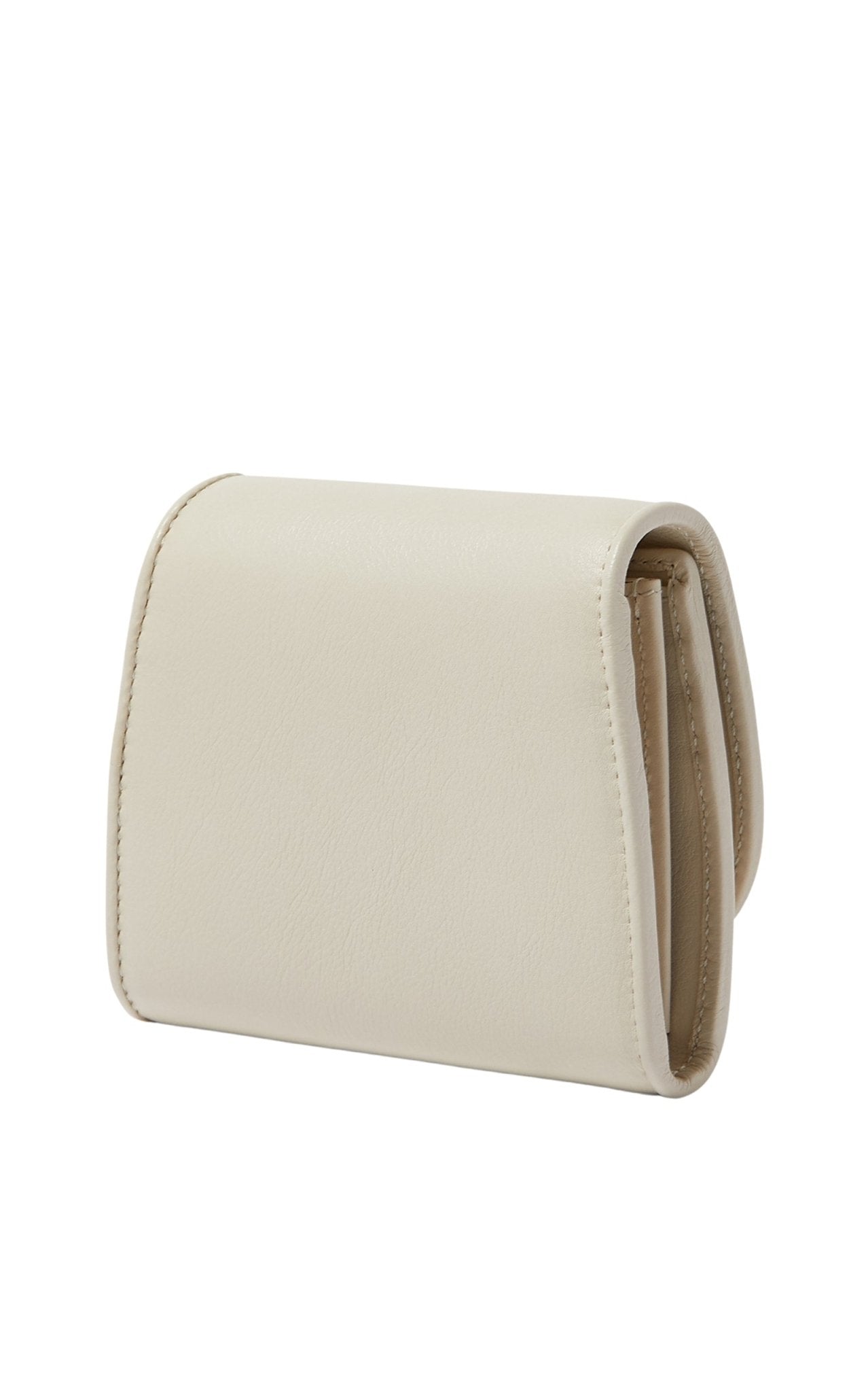 Gucci Blondie Medium Chain Wallet in Cream - Runway Catalog