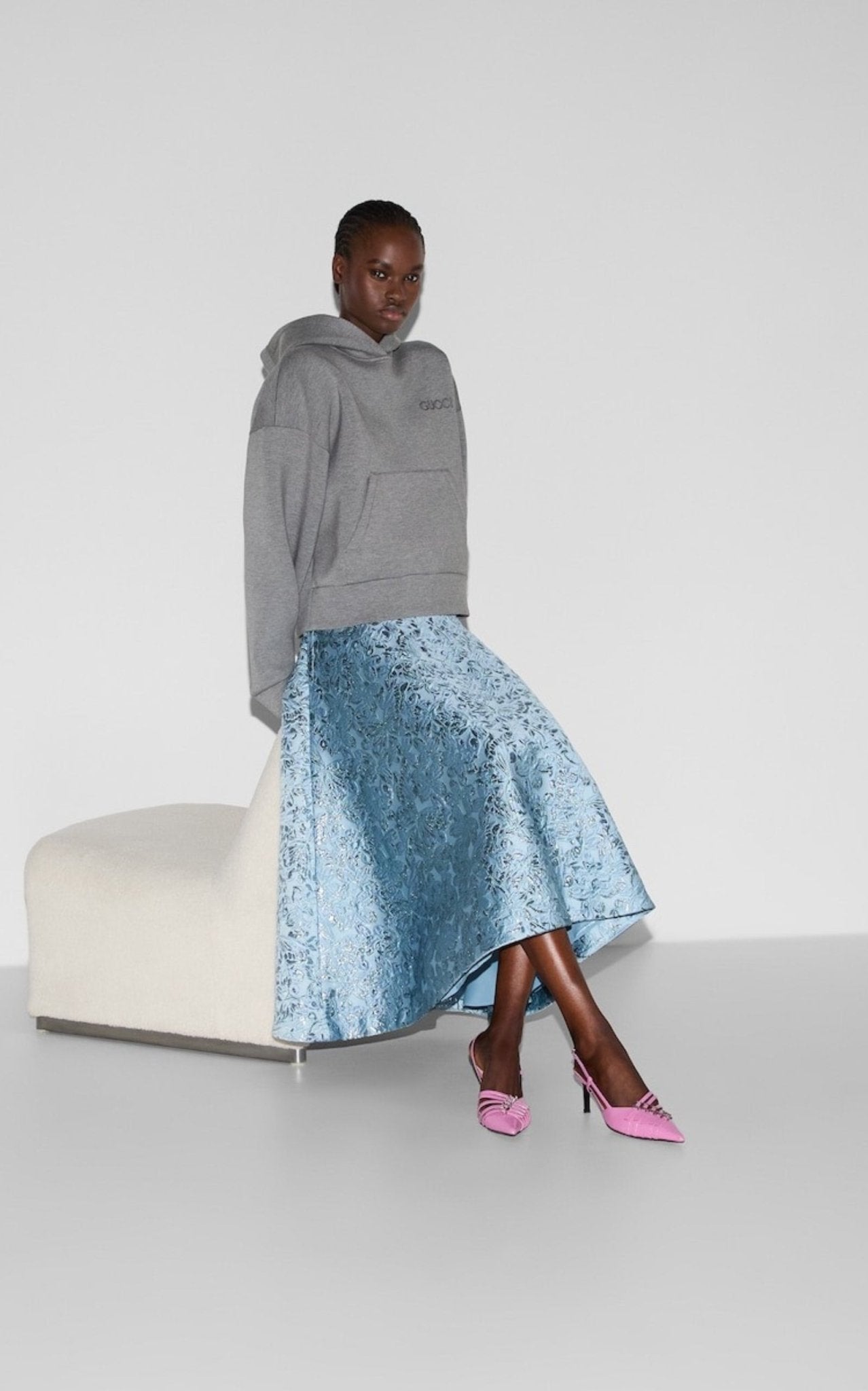 Gucci Regent buckle slingback pumps in smooth leather with pointed toe and 65mm heel n a model