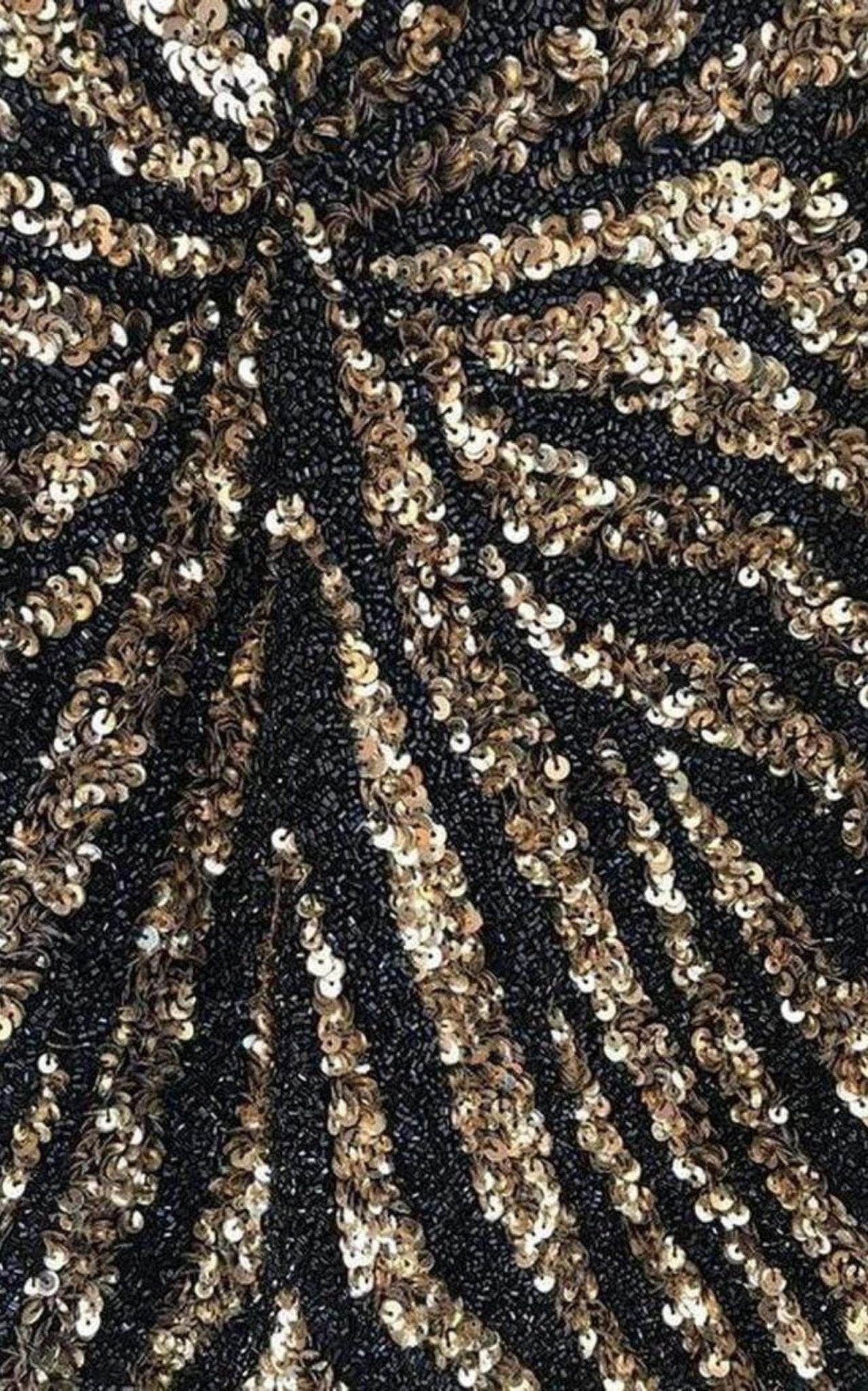 Naeem Khan Sequin V - Neck Fitted Cocktail Dress - Runway Catalog