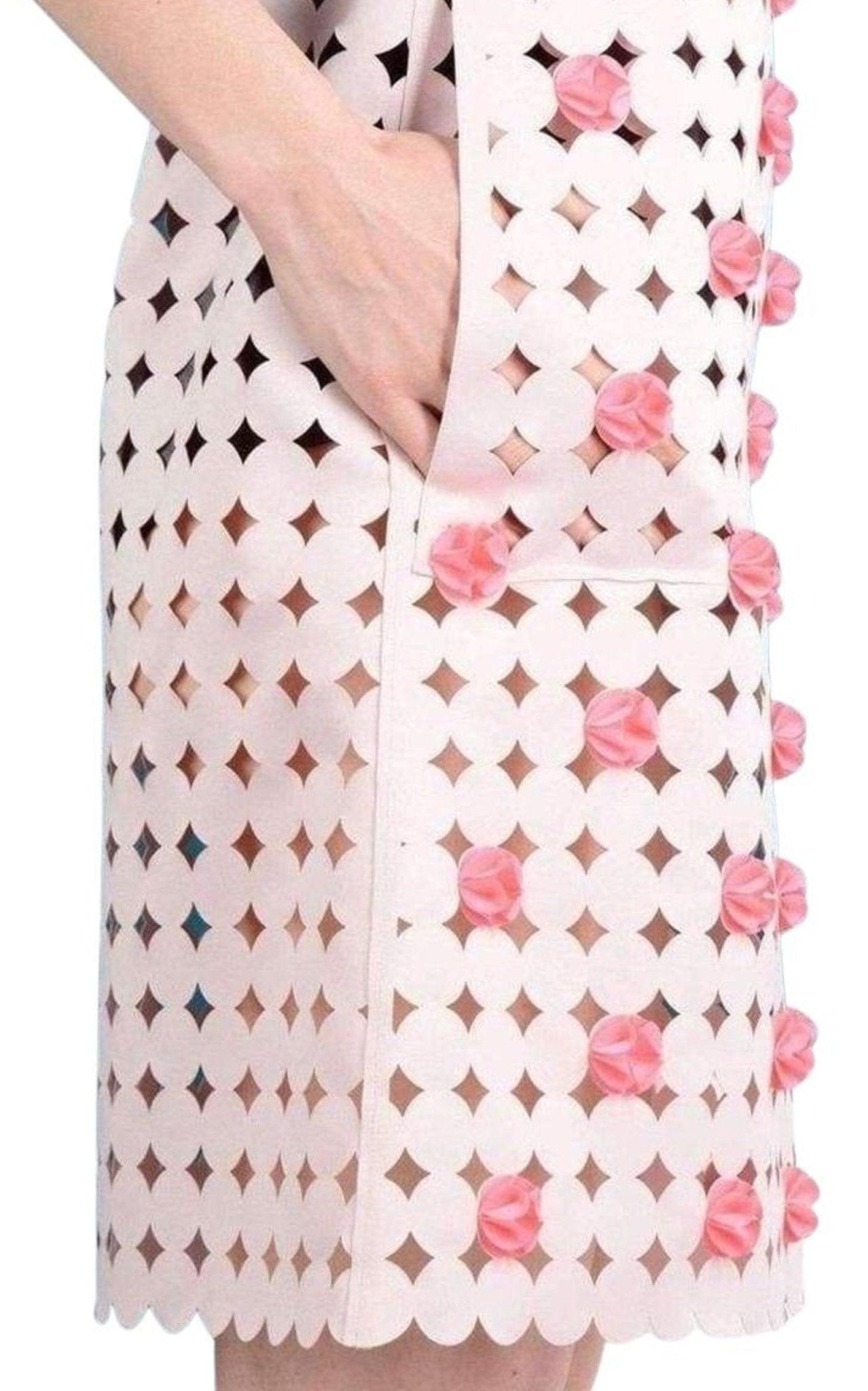 Robe courte rose pâle Paskal découpée au laser - Catalogue Runway