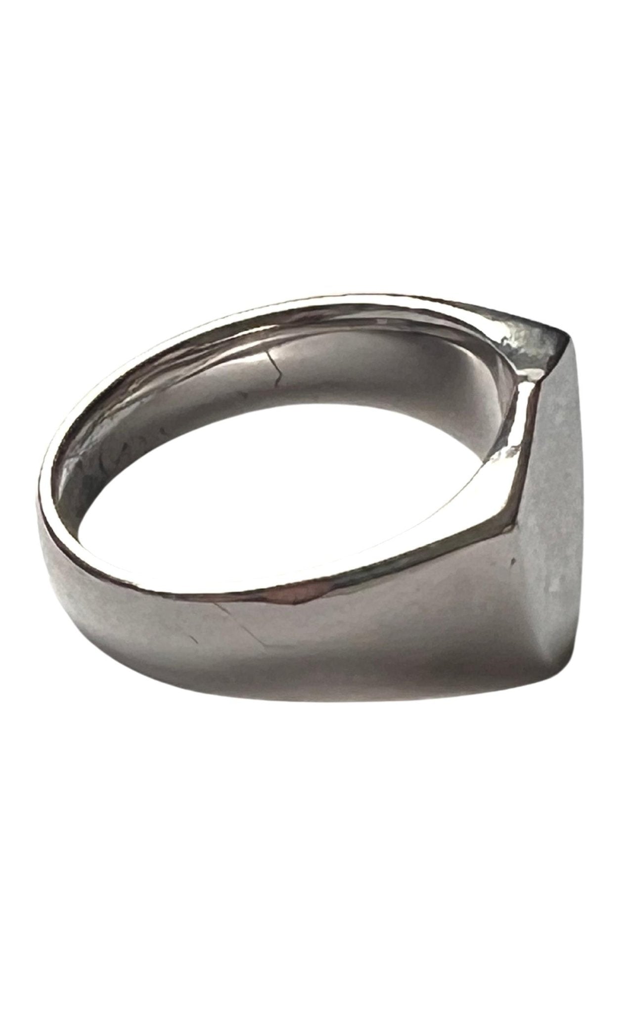 Tom Wood Shield Polished Silver Ring - Runway Catalog