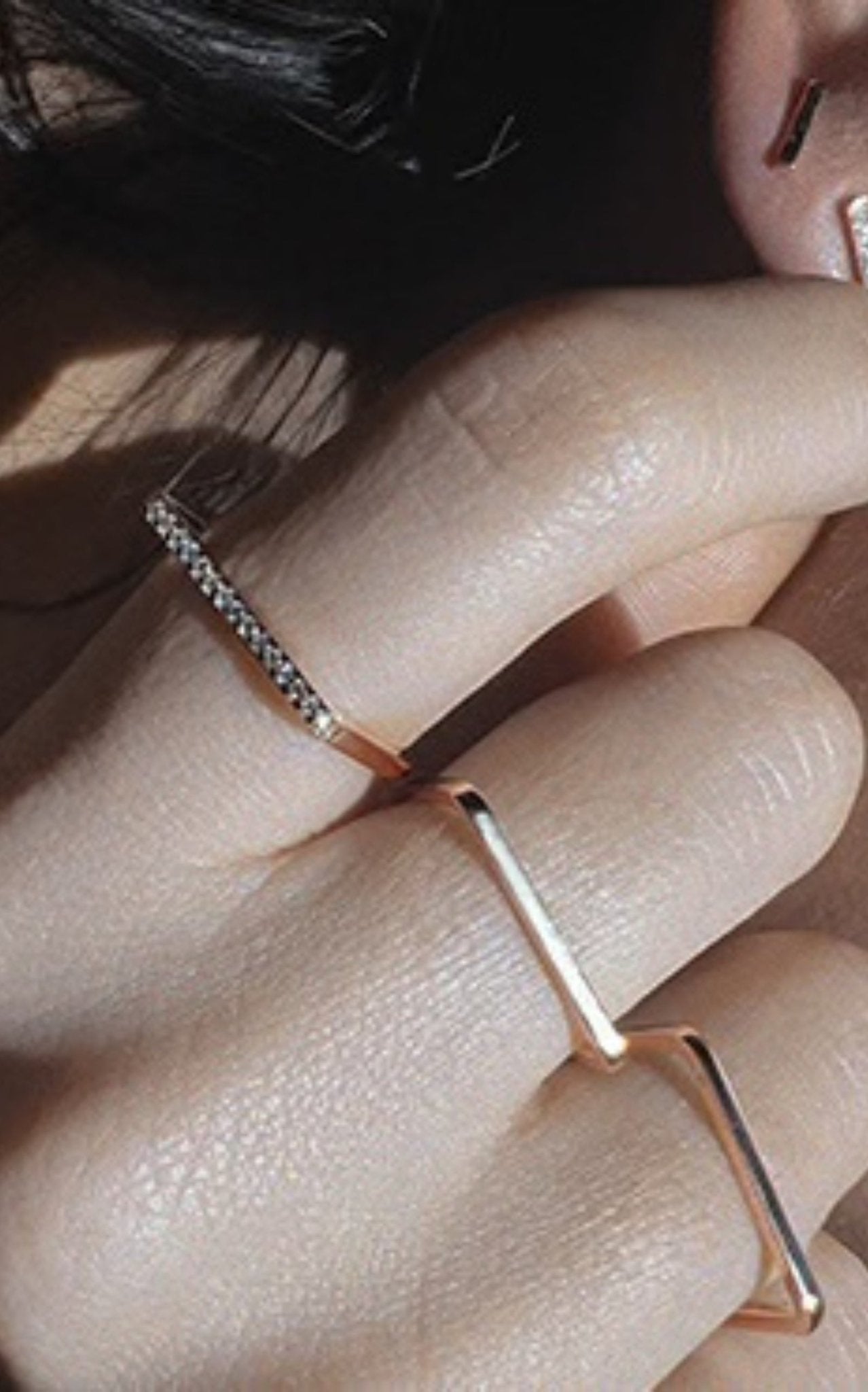 Vanrycke 18K rose gold thin square minimalist ring