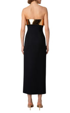 Robe de cocktail midi Akris avec détails en cuir doré - Catalogue défilé