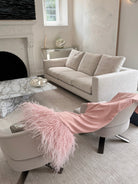 Aliétte Robe à épaules dénudées ornée de plumes - Catalogue défilé