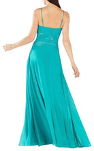 BCBGMAXAZRIA Robe plissée à bordure en dentelle Antonea - Catalogue défilé