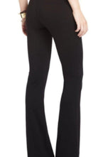 BCBGMAXAZRIA Schwarze Julienne-Flare-Hose – Laufsteg-Katalog