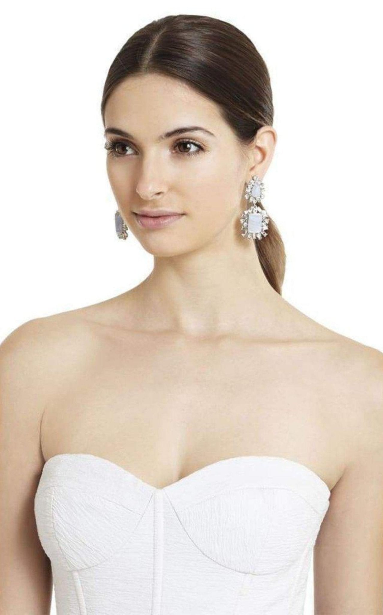 BCBGMAXAZRIA Scattered – Ohrringe mit Steinen – Laufsteg-Katalog