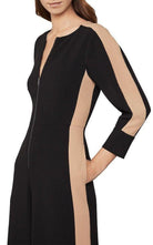 BCBGMAXAZRIA Jumpsuit mit Reißverschluss vorne und weitem Bein – Runway-Katalog