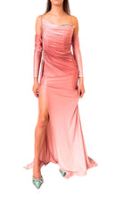 Robe ombrée rose pâle ornée de strass au décolleté plongeant - Catalogue Runway