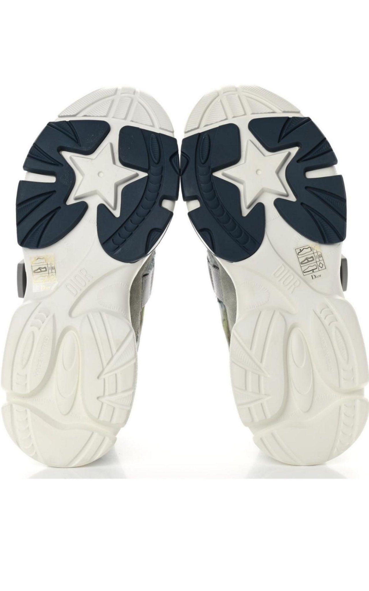 n*♪様 引越しセール！　Dior D-WANDERオブリーク　スニーカー36 Dior D-Wander Camouflage Techno Fabric Sneakers – Runway Catalog