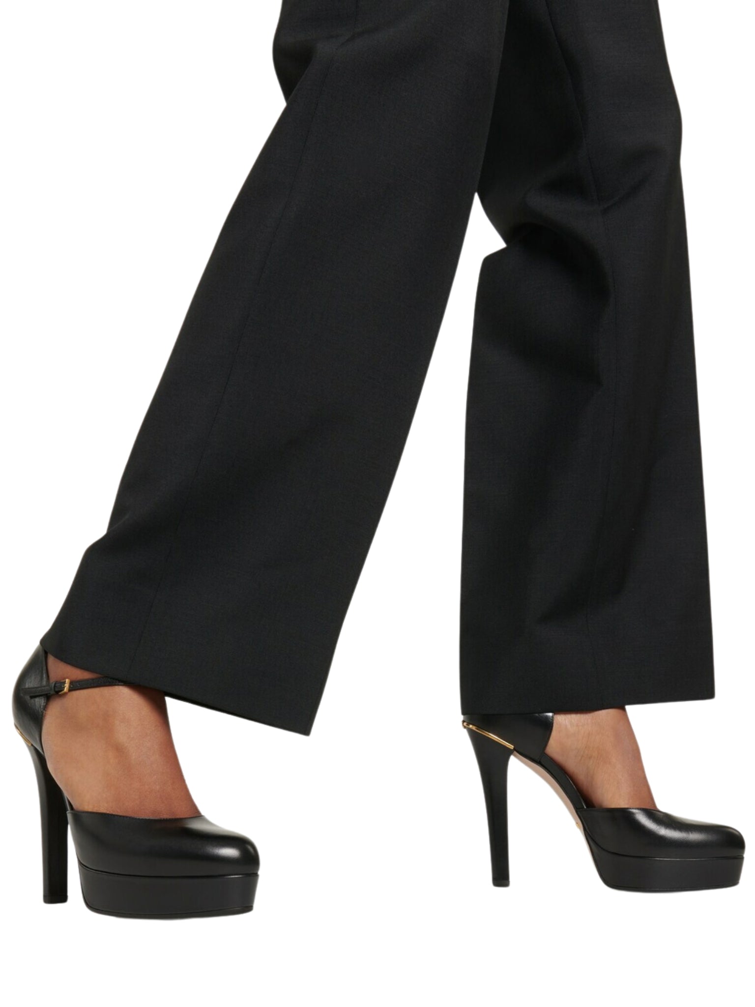 GUCCI ブラック ポインテッドトゥパンプス 37 Gucci Black Leather Buckle Pumps