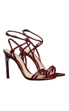 Sandales à lanières en cuir verni noir Gucci avec nœud décoratif