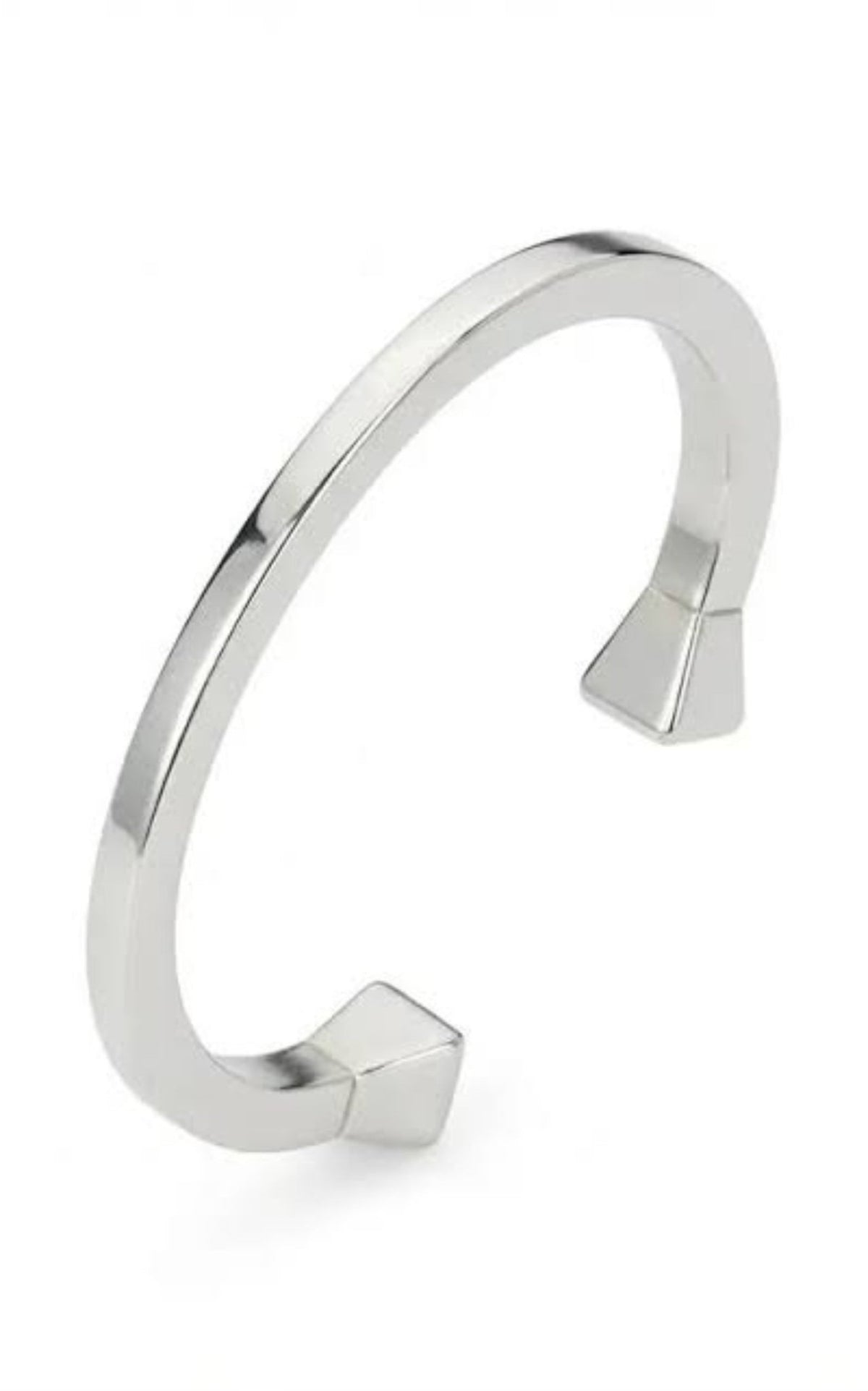 Gucci Chiodo 925 sterling silver cuff bracelet with Gucci logo engraving 