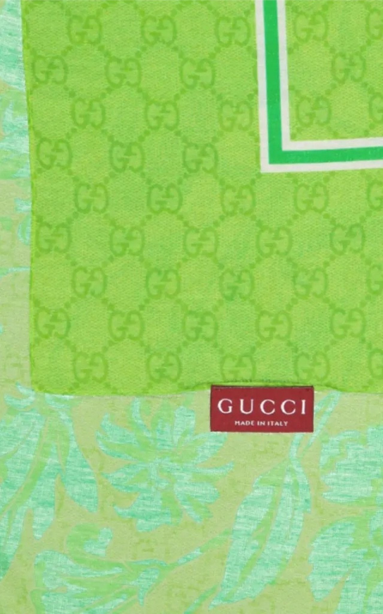 Gucci green GG Supreme floral print silk scarf carré