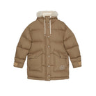 Gucci Doudoune matelassée Gucci avec capuche en fausse fourrure, couleur sable - Catalogue défilé