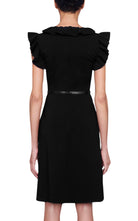 Mini vestido con cinturón y volantes con adorno de herradura de Gucci - Catálogo de pasarela