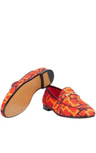 Gucci Loafer aus Canvas mit orangefarbenem Horsebit-Logo-Print und goldfarbenen Metallbeschlägen