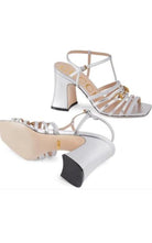 Gucci Ketty Sandalen aus Metallic-Leder – Runway-Katalog