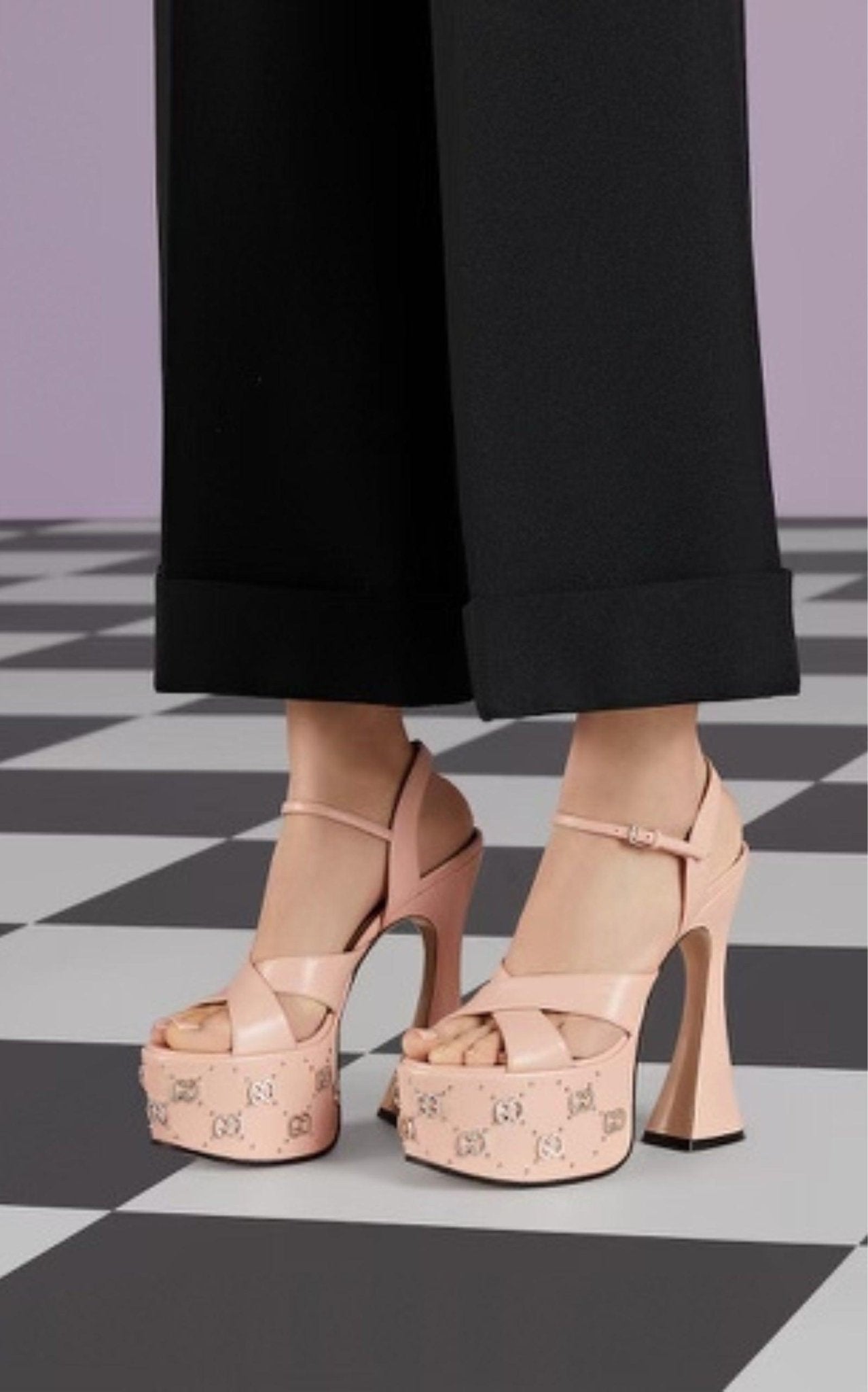 Gucci Leather Platform Sandals 155