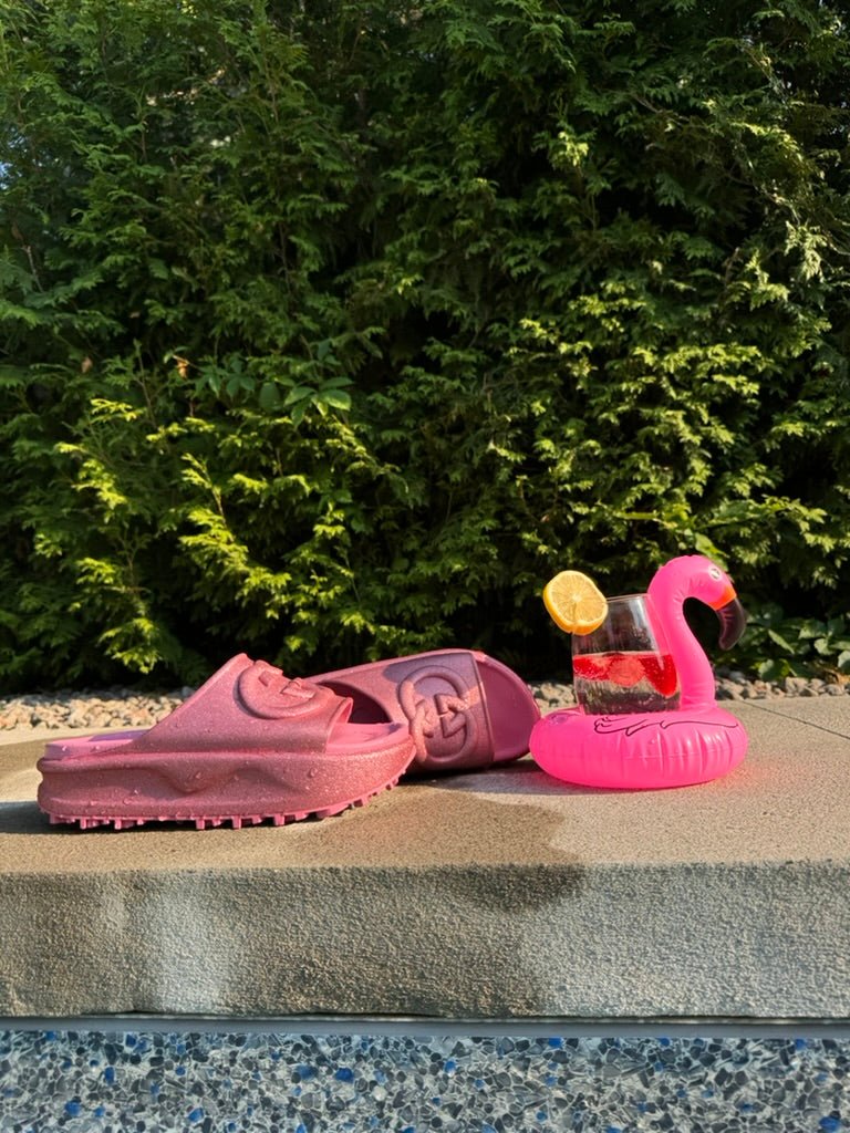 Gucci Miami pink rubber platform slides with oversized Interlocking G logo