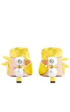 Mules Gucci Shawana en satin à fleurs, couleur jaune - Catalogue défilé