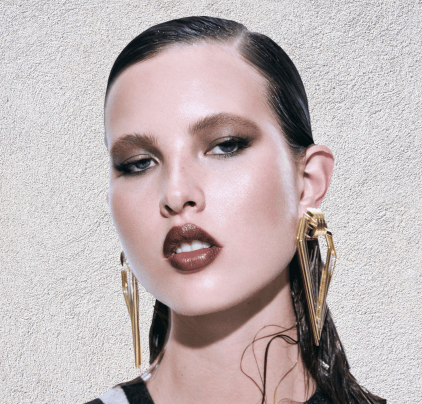 Discover the designer jewellery collection on Runwaycatalog.com