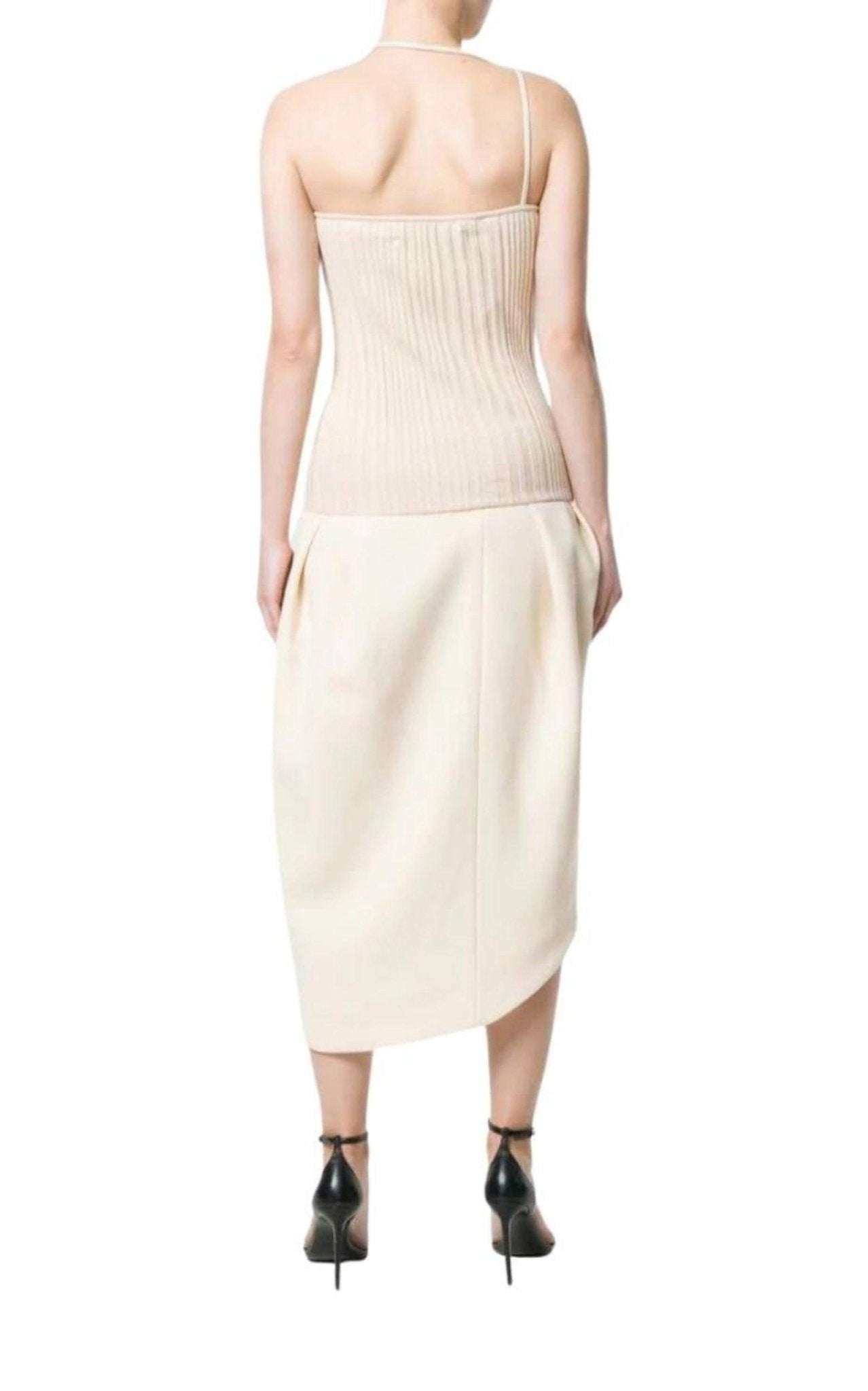 jacquemus beigeワンピース Jacquemus La Bomba Asymmetric Beige Midi Dress – Runway Catalog