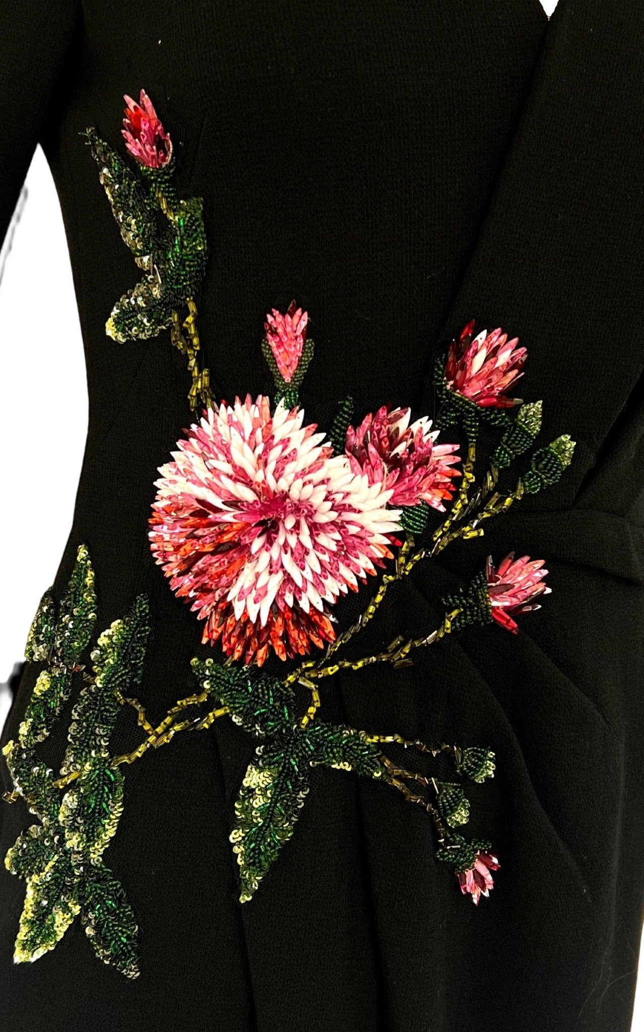 Oscar de la Renta V - neck Crystal Cocktail Dress - Runway Catalog