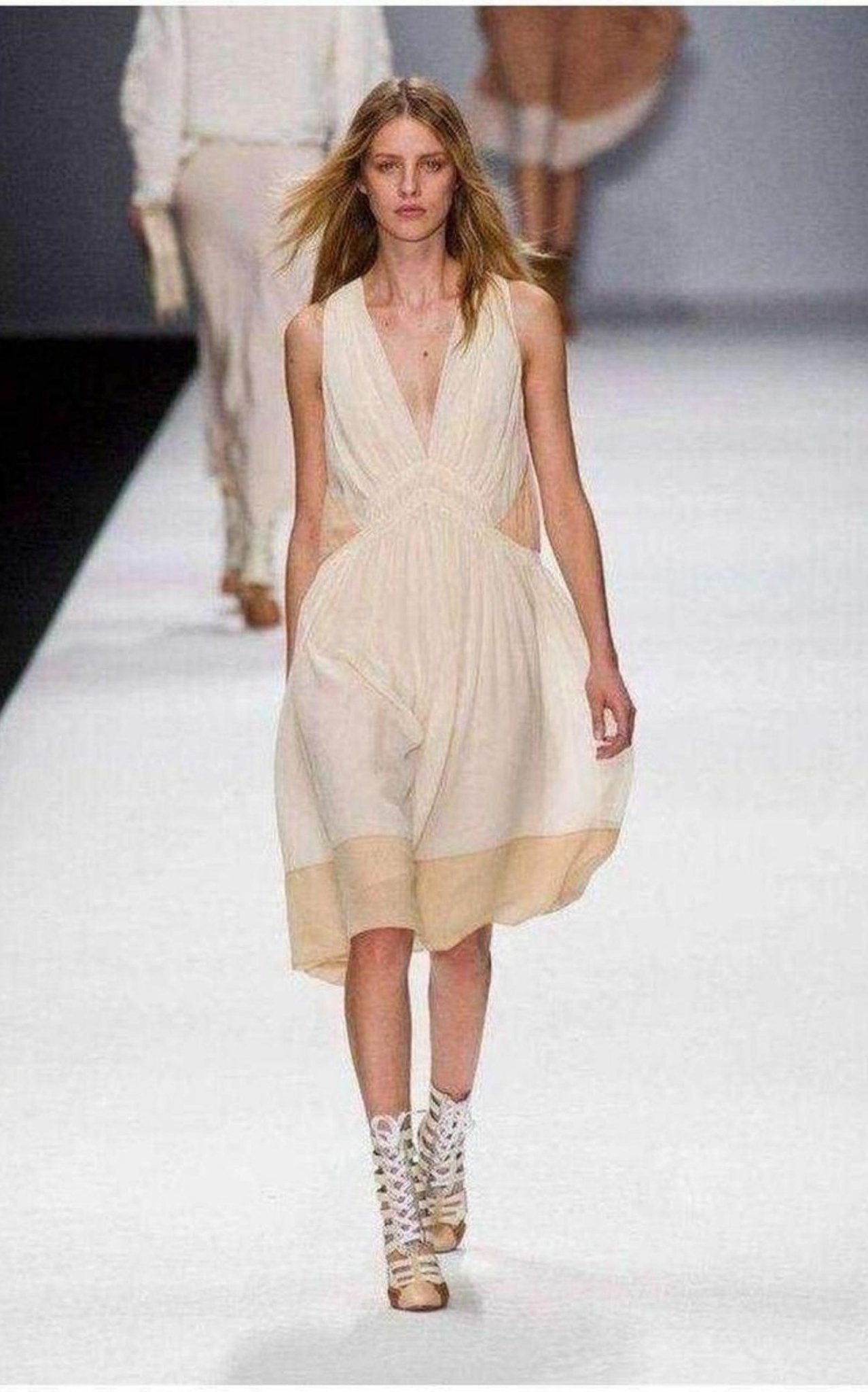 Vanessa Bruno Beige Color Blocked Silk Dress - Runway Catalog